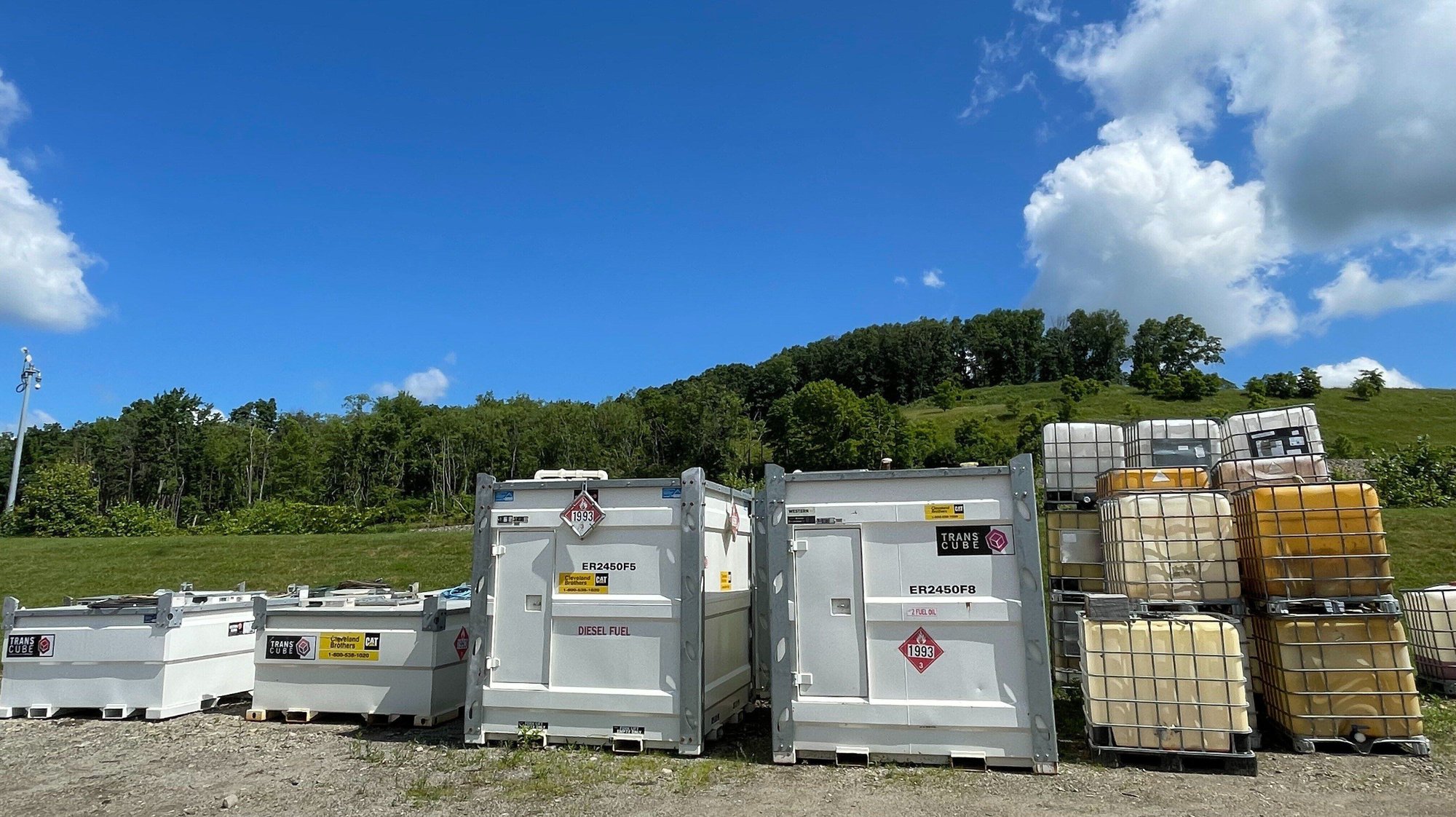 auxiliary-fuel-tanks-landscape